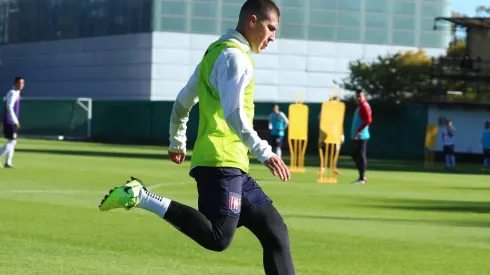 Edson Torres marcó un golazo en los trabajos del lunes