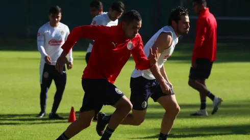 Chivas continúa su preparación de cara al debut