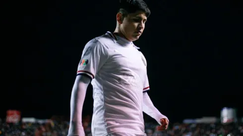 Chofis López no está registrado y su futuro está fuera de Chivas