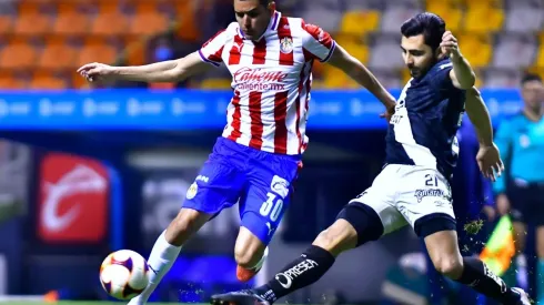 Flores disputó los minutos finales del empate en Puebla para debutar con la playera rojiblanca