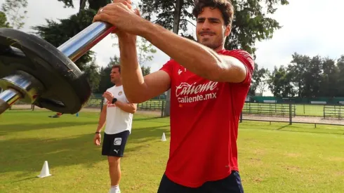 Briseño tiene un extenso contrato con las Chivas de Guadalajara y una buena valoración en el mercado internacional de pases