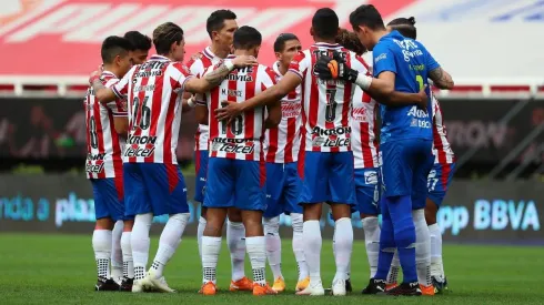 Vucetich mantiene su formación tradicional casi intacta en Chivas para este partido en casa