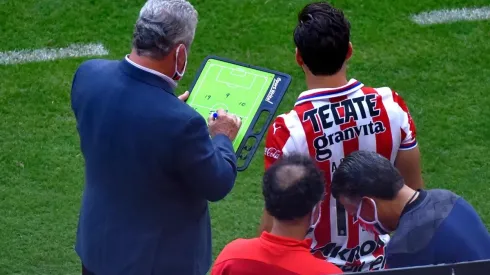 Vucetich alineará a Antonio Briseño entre los centrales Hiram Mier y Gilberto Sepúlveda para reforzar su zaga