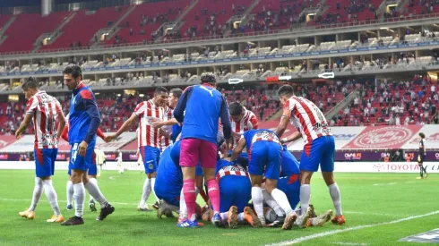 El duelo será el próximo domingo a las 20:00 horas.