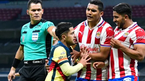 De gala: uniforme confirmado para el Clásico Nacional