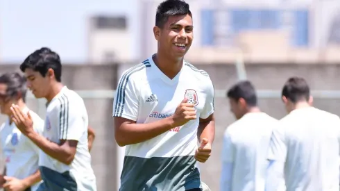 La razón por la que Efraín Álvarez quiere jugar en Chivas