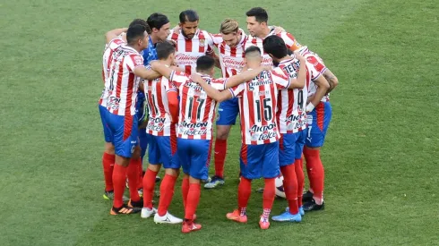 La alineación de Chivas para visitar a Monterrey
