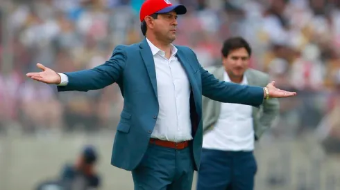 Cardozo ganó nueve juegos de los 29 que dirigió a Chivas.