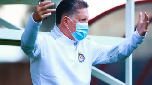 Peláez Linares jugó en Chivas en 1998, tras el Mundial de Francia.