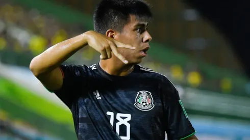 Efraín juega en el primer equipo del Galaxy desde el 2019.