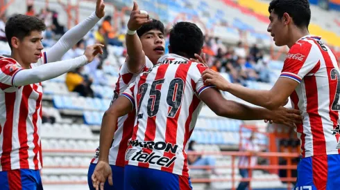 Los rojiblancos van por un título más de la categoría.