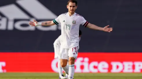 Video: golazo del Canelo en el Tri