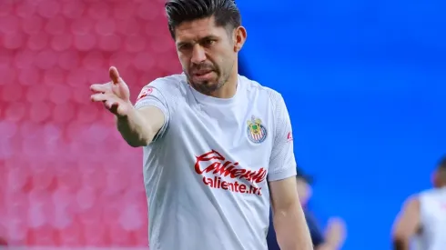 Oribe Peralta suma dos años en Chivas.