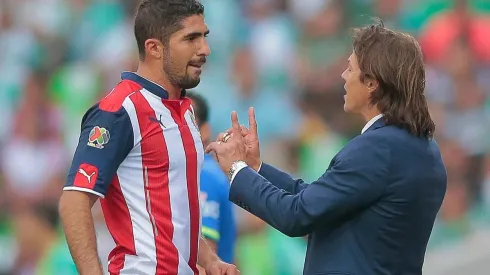 Jair Pereira en uno de los tantos partidos que lo dirigió Matías Almeyda en Chivas.
