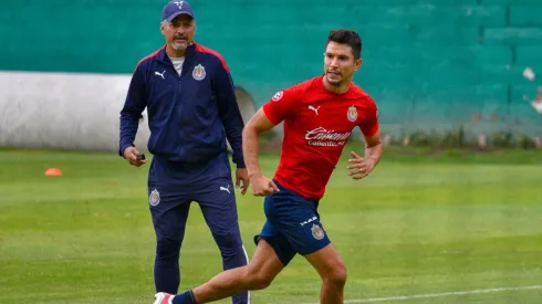 Jesús Molina renovó su contrato con Chivas