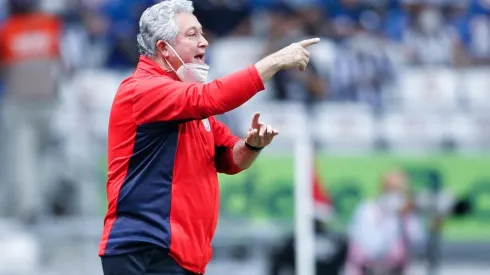 Vucetich se jugará el puesto ante Necaxa