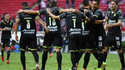 Vucetich respira con triunfo agónico de Chivas