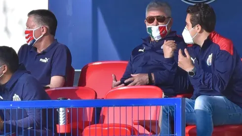 Amaury se empieza a cansar de Peláez y Vucetich