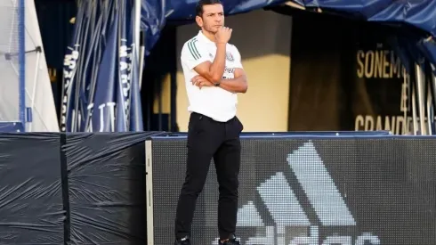 Jaime Lozano en un partido con México