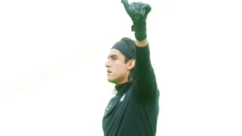 Carlos Acevedo en un partido con León