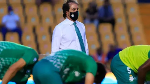 Almada llegaría con refuerzos a Chivas