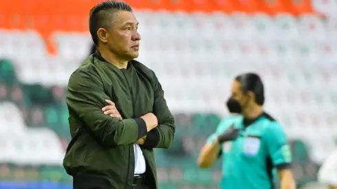 Ignacio Ambriz en un partido de la Liga MX
