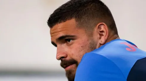 Andrés Gudiño en un partido con Cruz Azul