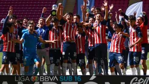 Chivas Sub-16 se proclama campeón derrotando a Pachuca