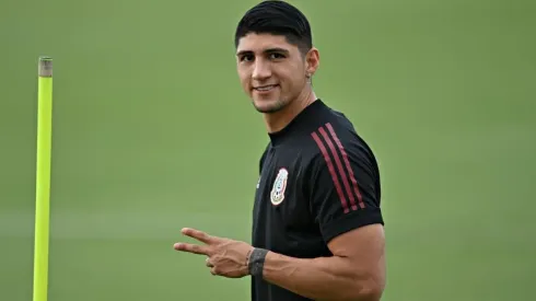 Alan Pulido no pasa por un buen momento de forma