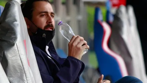 Enardecen chivahermanos por sorpresiva aparición de Amaury Vergara