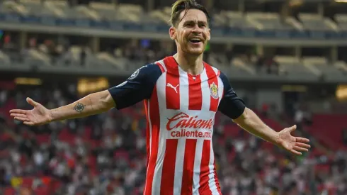 Jesús Angulo explica por qué no se va de Chivas