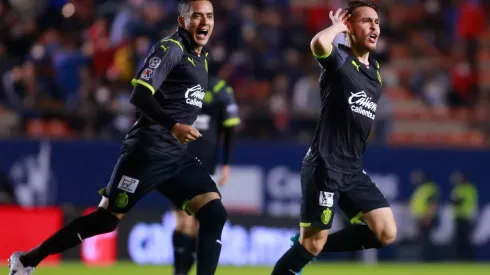 Chivas da el primer paso: Elimina porras y pide ir vestidos de blanco al Clásico