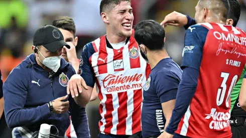 Luis Olivas abandonó el Clásico Nacional antes del término de la primera parte