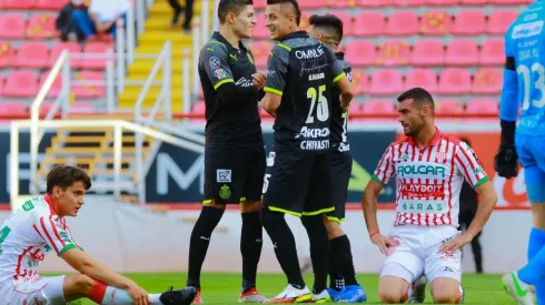 Ronaldo Cisneros vio acción en la pretemporada con las Chivas, pero muy poco en el Clausura 2022