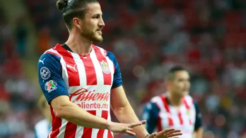 Chivas sigue en picada en la tabla general