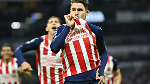 Cristian Calderón anotó el gol para vencer a Cruz Azul en el Estadio Azteca