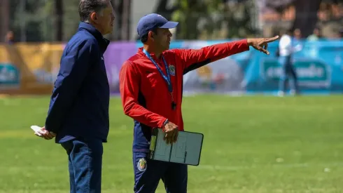 Peláez evitó hablar sobre la continuidad de Cadena en las Chivas