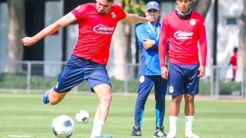 Paolo Yrizar fue incluido en la lista de convocados para este Clásico Tapatío en el Estadio Akron