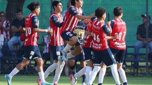 La Sub-16 del Guadalajara enfrenta a Santos Laguna por el boleto a la Final