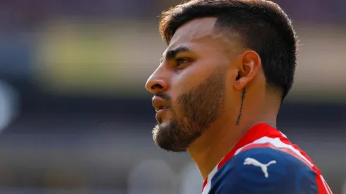 Chivas se sintió presionado por Cruz Azul para renovar a Vega