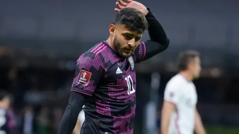 Ciudad de Mexico, 24 de marzo de 2022. Alexis Vega en lamento, durante el partido del octagonal final de la Concacaf rumbo a Qatar 2022, entre la Selección Nacional de Mexico y la selección de Estados Unidos, celebrado en el estadio Azteca. Foto: Imago7/ Rafael Vadillo