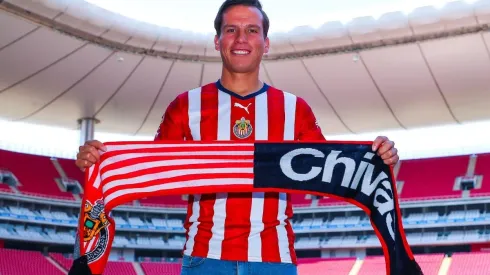 Feliz y renovado regresa el Oso González