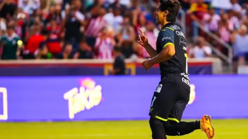 José Juan Macías anotó el doblete que dio la victoria a las Chivas en Salt Lake City