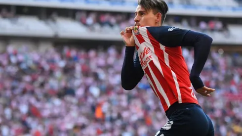 Cristian Calderón se ha convertido en uno de los pilares de las Chivas