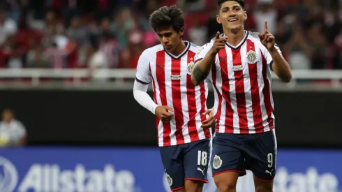 Los aficionados rojiblancos también habrían propuesto a Alan Pulido, pero también se encuentra en recuperación