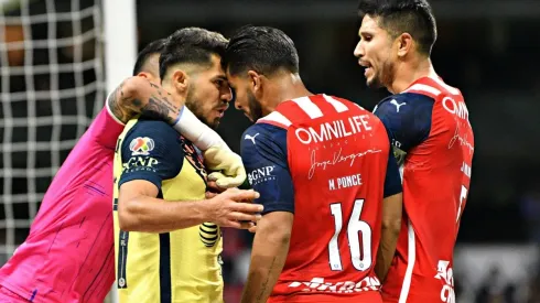 ¿Qué detiene el fichaje de Henry Martín a Chivas?