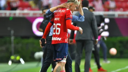 Faitelson se metió con el ídolo de los chivahermanos