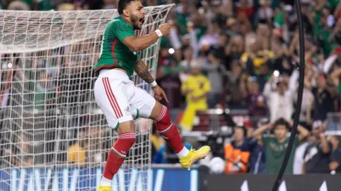 Alexis Vega puso en ventaja a México muy temprano en el partido