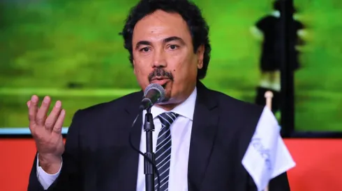 El impedimento de Hugo Sánchez para llegar a Chivas