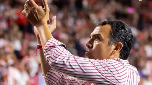 Cadena se despide de Chivas con emotivo mensaje